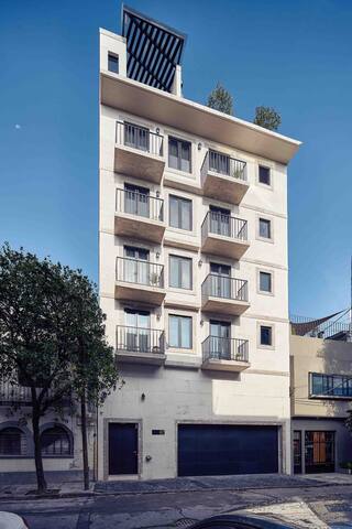 Condesa Rooftop Apt. Live/Work 2BR/2BA 4pax gallery image 3