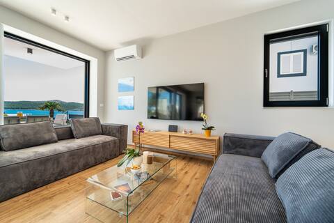 Top Airbnb: Villa Flores in Općina Posedarje