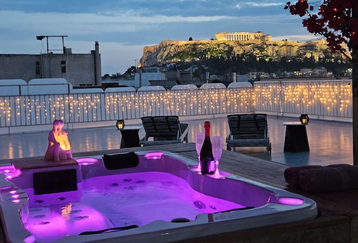 Acropolis View Apartment in Heart of Monastiraki gallery image 2