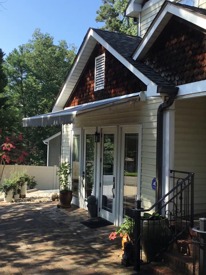 Charming Home For Travelers - 德罕