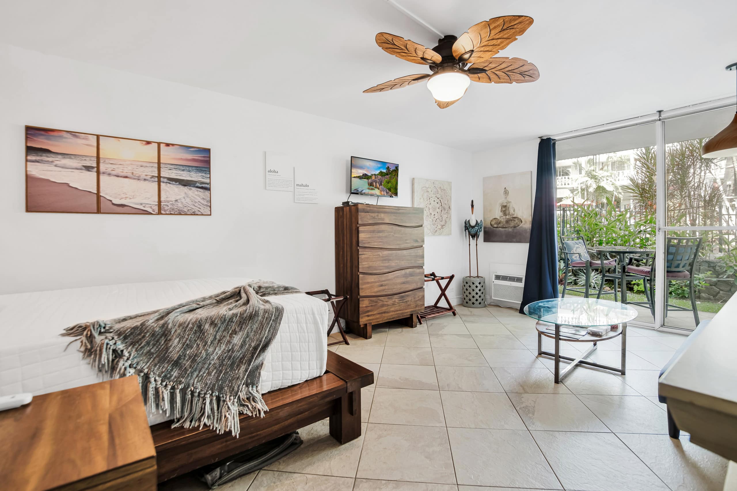 Condo in Kailua-Kona · ★4.79 · 1 bedroom · 2 beds · 1 bath - Image 4