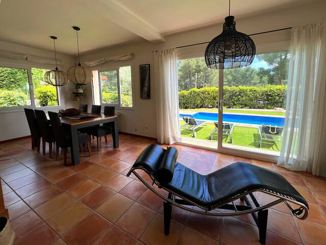 Inoblidable casa amb jardí i piscina privada. gallery image 4