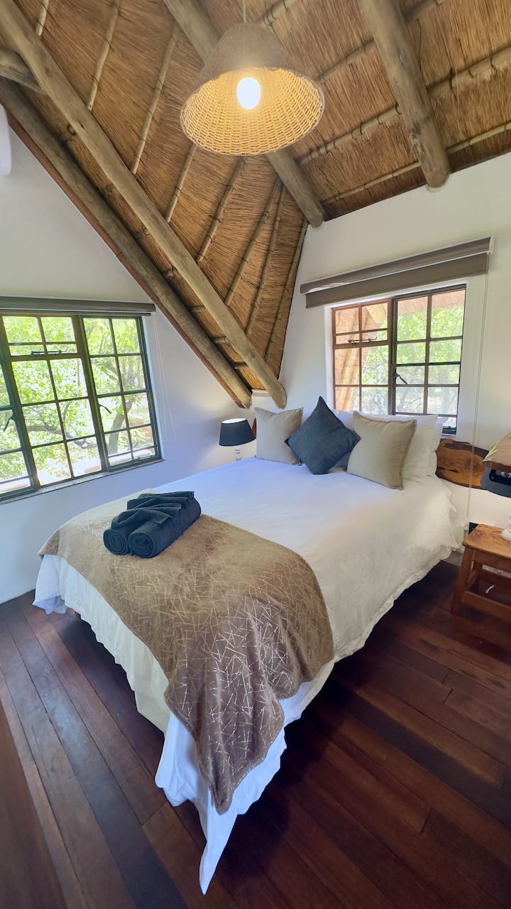 Dhoma e gjumit 3 (krevat dopio) - Lart