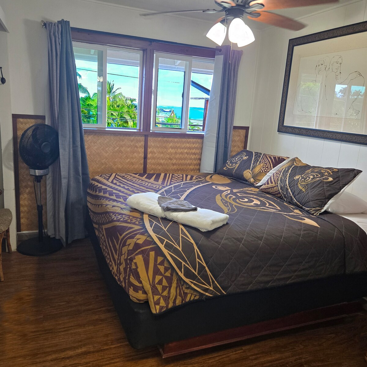Hana Inn Room 6 - Hana Bay View - Bed and breakfasts for Rent in