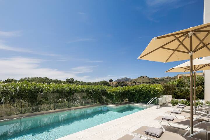 Villa Elesia, with easy access to southern beaches