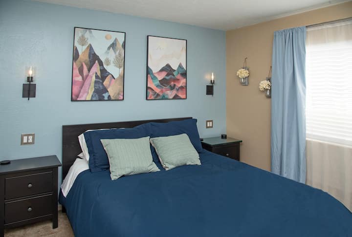 Freshly updated, this bedroom features a TempurPedic mattress, dimmable overhead lighting, dimmable bedside reading sconces, and USB-equipped power outlets conveniently located over each nightstand with USB A+C for charging all of your devices!