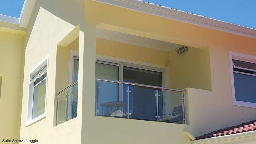 Luxury 3-Room-Apartment with Heated Pool gallery image 2