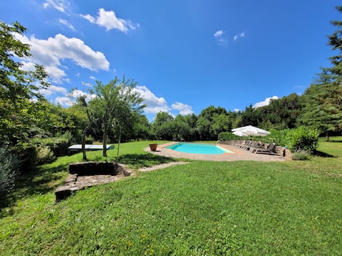 Independent country house with private pool