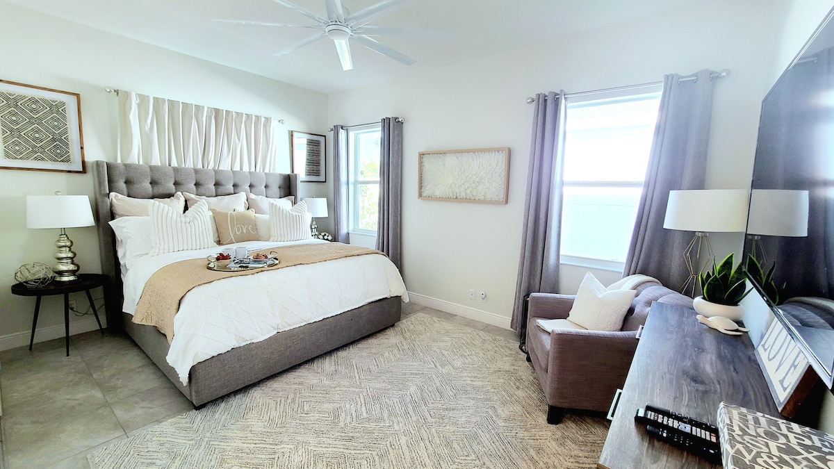 Просторен кралски основен суит