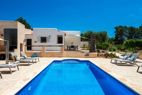 Villa Can Carreras