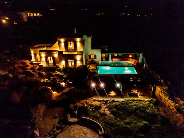 Private estate in Agrari (own pool/tennis) gallery image 4