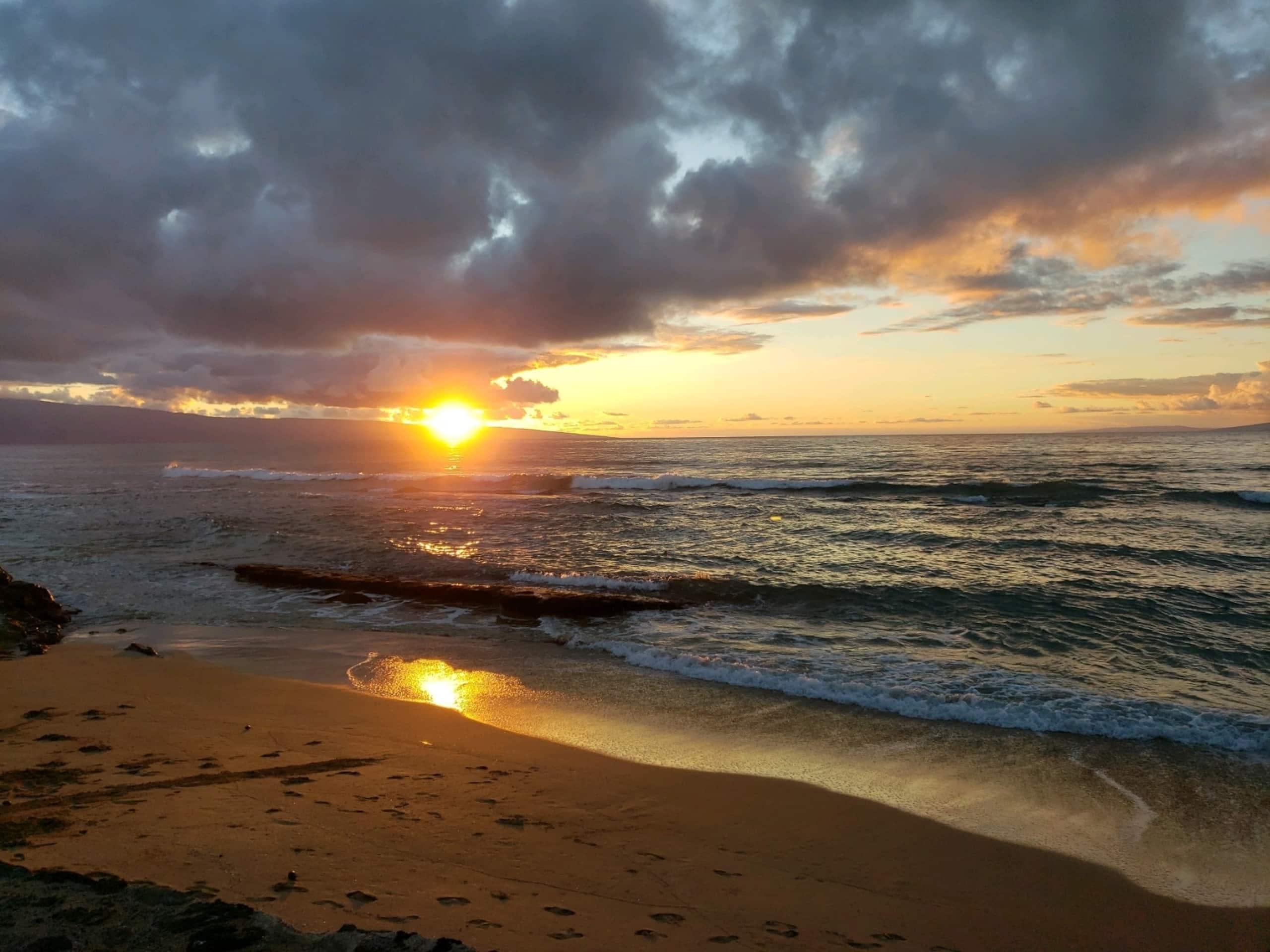 Condo in Lahaina · ★4.98 · 1 bedroom · 1 bed · 1 bath - Image 5