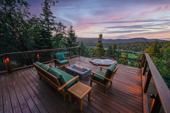 Incredible views, hot tub, walk to hiking trails - Chalets for