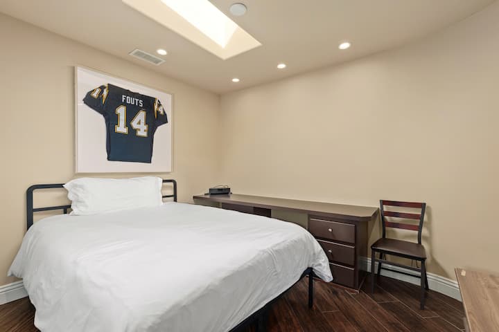 Spálňa 4 - manželská posteľ