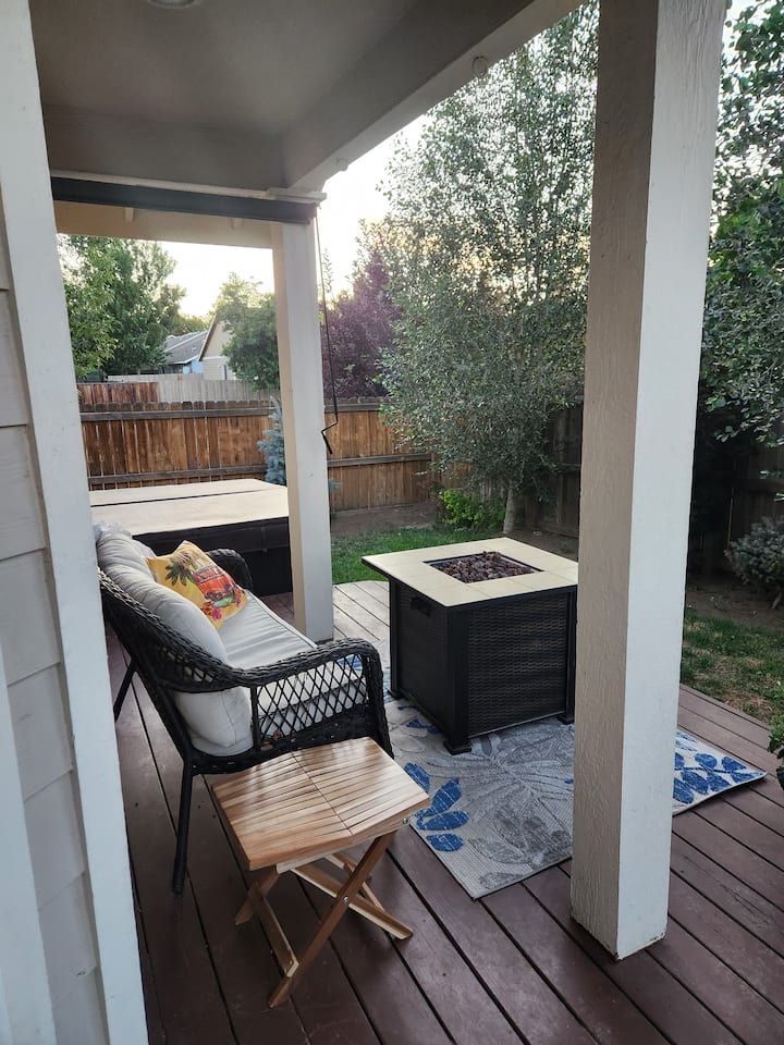 Cozy Nw Bachelor Escape Near The River / Hot Tub - Bend, OR