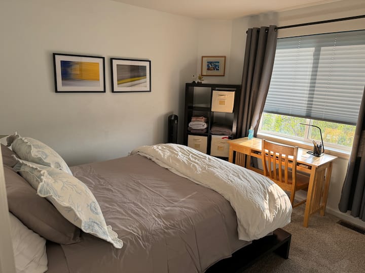 Kitanda aina ya Queen size