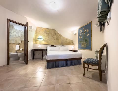 DEPENDANCE DOUBLE ROOM VILLA CLODIA