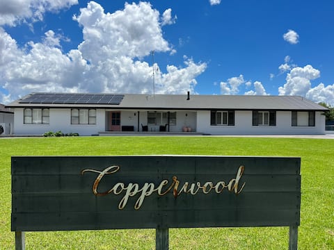 Whole House Stay for the Elvis Festival