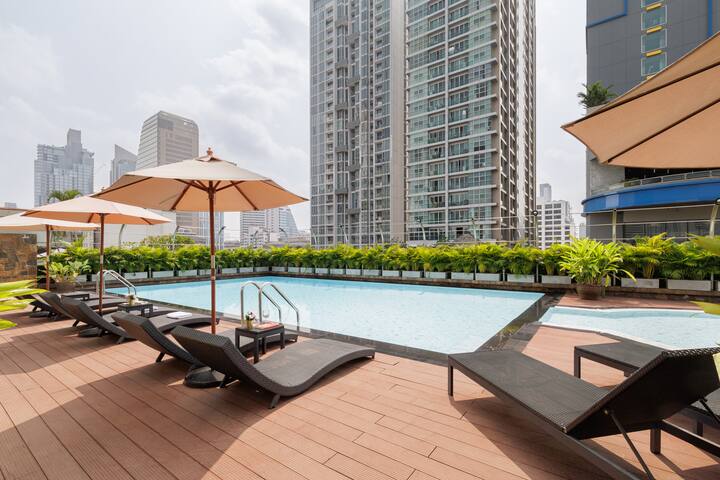 Spacious Quiet Lux • 3BR• Hotel Service • Nana BTS gallery image 3