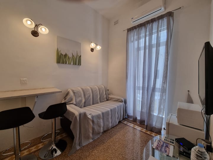 Beautiful Studio In Sliema's Best Location - Malta