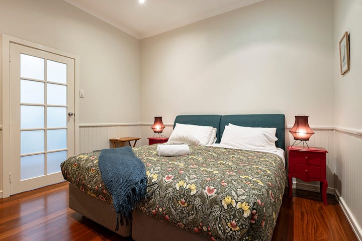 Მეორე საძინებელი (King split)