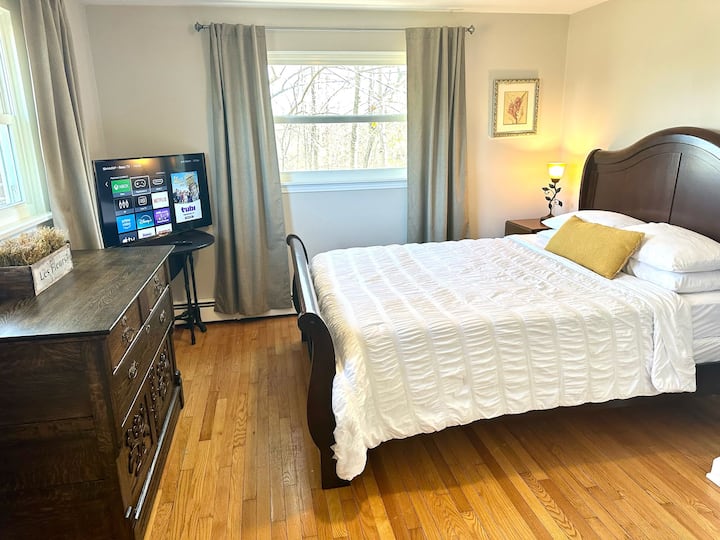 Humble Abode! Sleeps 6, With Ping Pong Table! - Hickory, NC