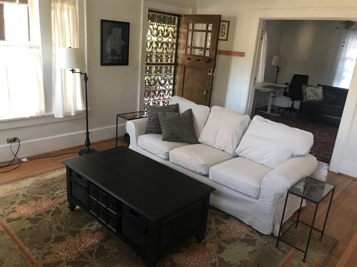 غرفة المعيشة