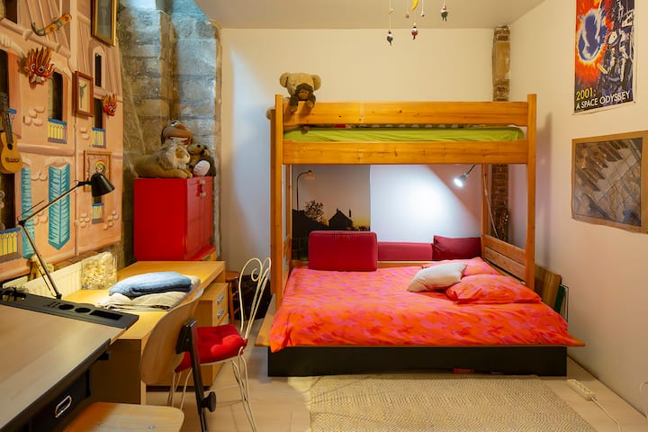 საძინებელი 2