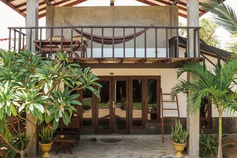 Stay Golden Family Cabana with Sea View