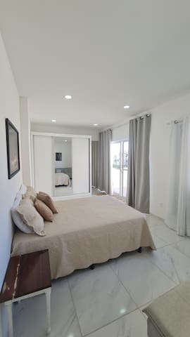 Linda Cobertura com Terraço, 2 Qtos em Ipanema gallery image 5