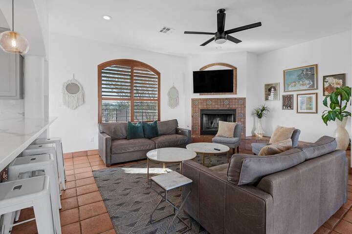 Hill Country Mansion l Event Venue l Pool l Spa gallery image 2