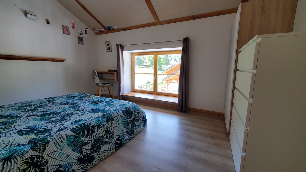 საძინებელი 3