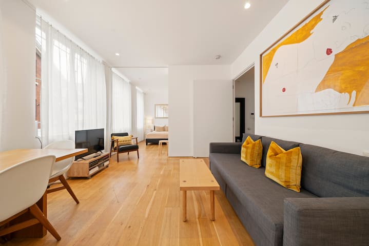 Heart of London | Oxford Circus | 2Bed2Bath | Lift gallery image 4
