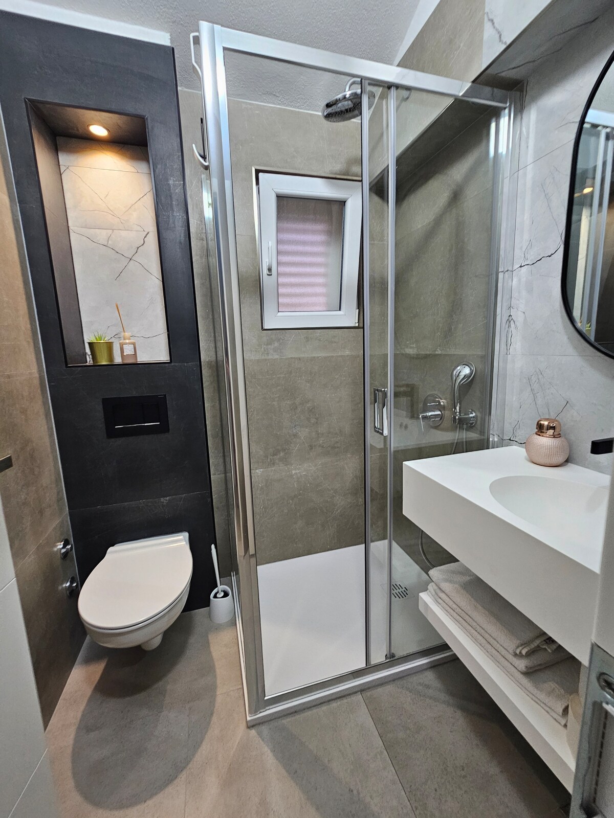 Apartman 8 · Apartment A