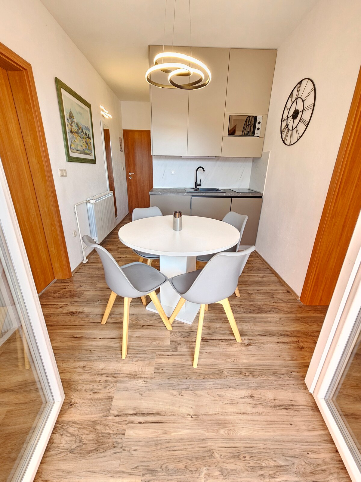 Ap7 · Family apartment with balcony partial seaview