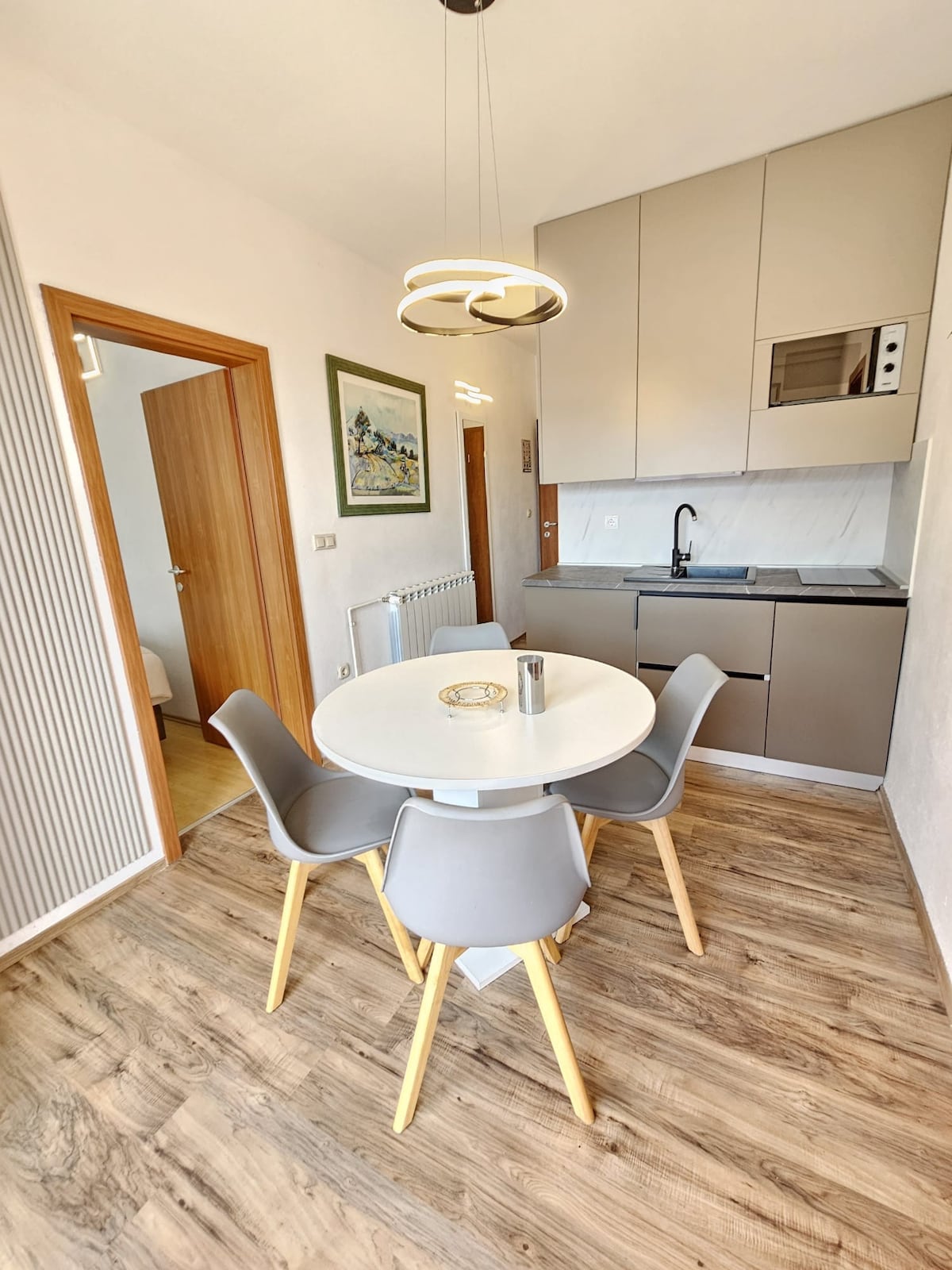 Ap7 · Family apartment with balcony partial seaview