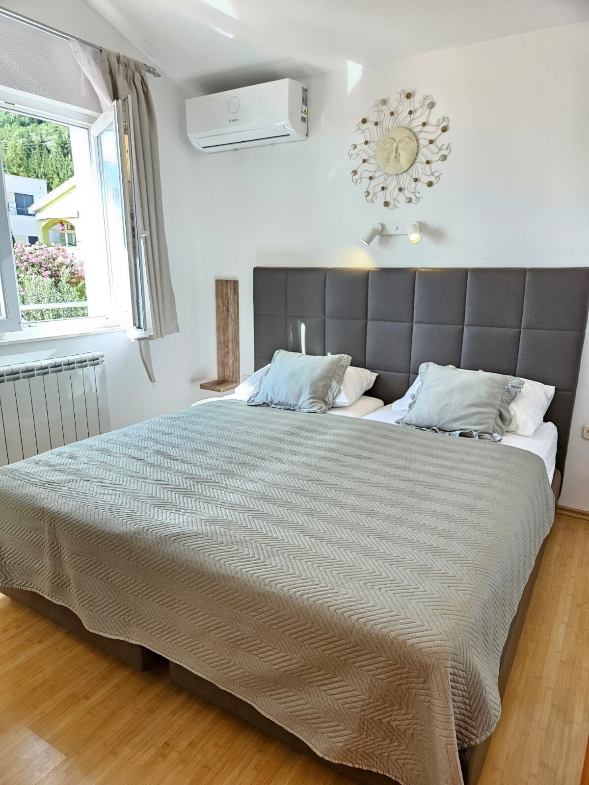 Ap7 · Family apartment with balcony partial seaview