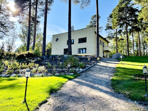 Villa at lake Päijänne, 6 km from city centre