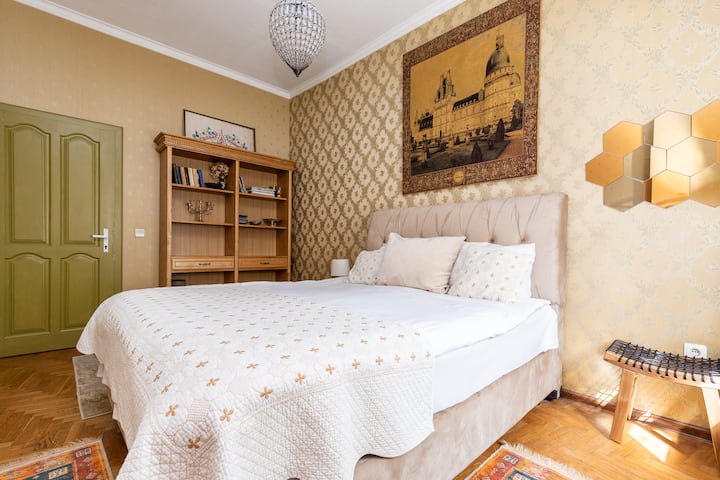 Спалня 2