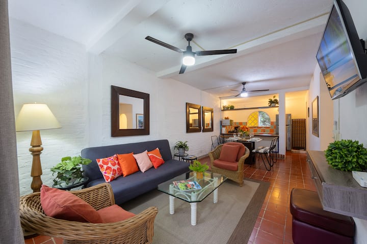 Stylish 2br In Emiliano Zapata –Walk To Everything - Puerto Vallarta