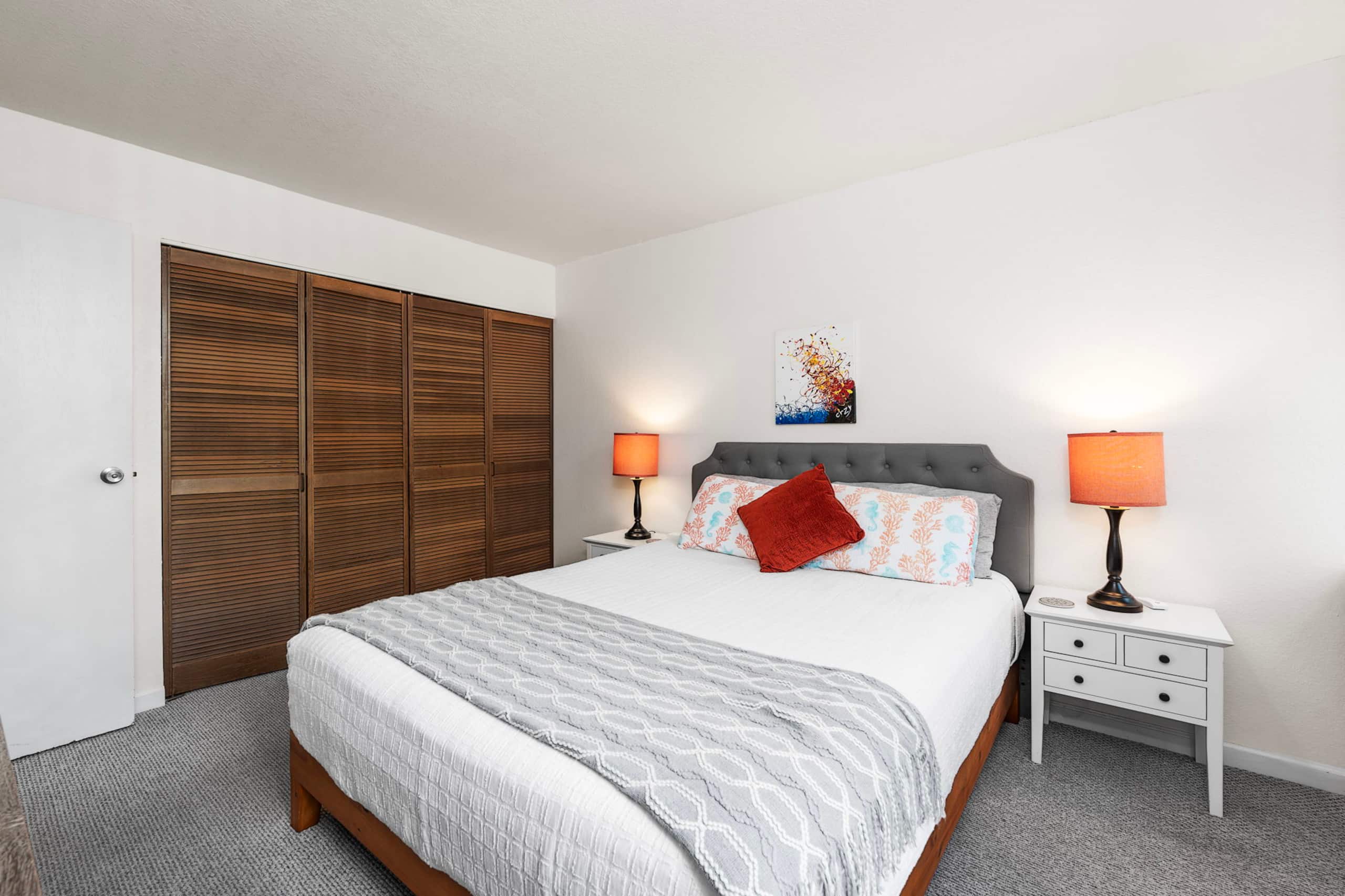 Condo in Kailua-Kona · ★4.96 · 3 bedrooms · 4 beds · 3 private baths - Image 26