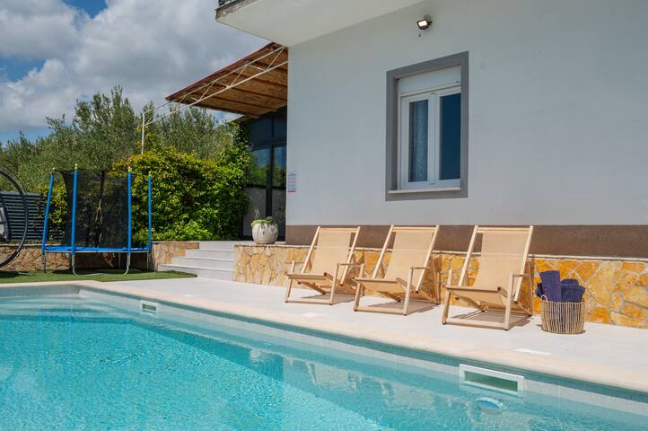 AdriaVacay managed Airbnb listing 1