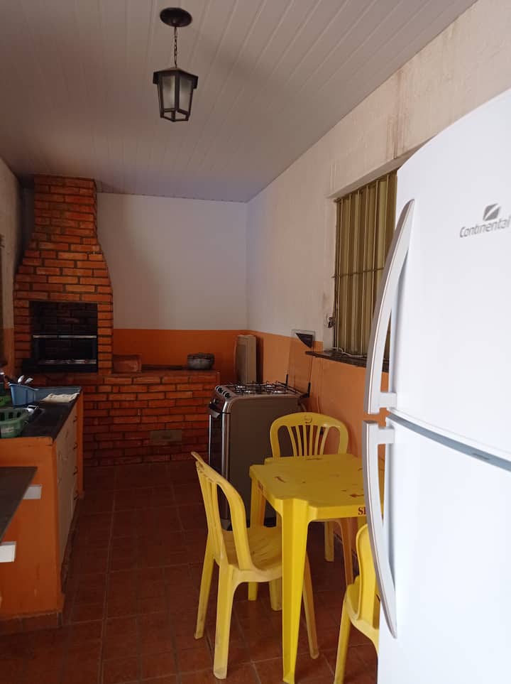 Casa Com Piscina Com  Aquecimento Solar . - Sete Lagoas
