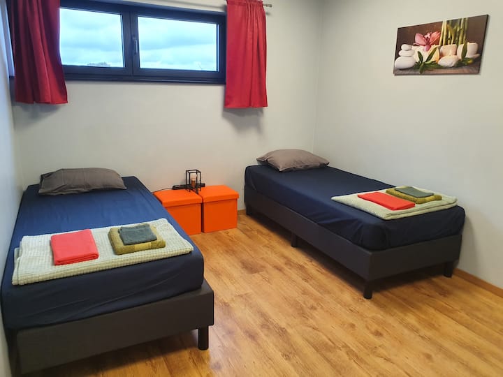 საძინებელი 1