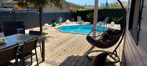 Villa with pool on the bay, Marennes Oléron.