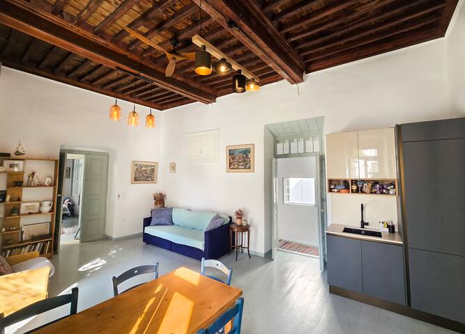 Majestic house in the heart of Mykonos gallery image 2