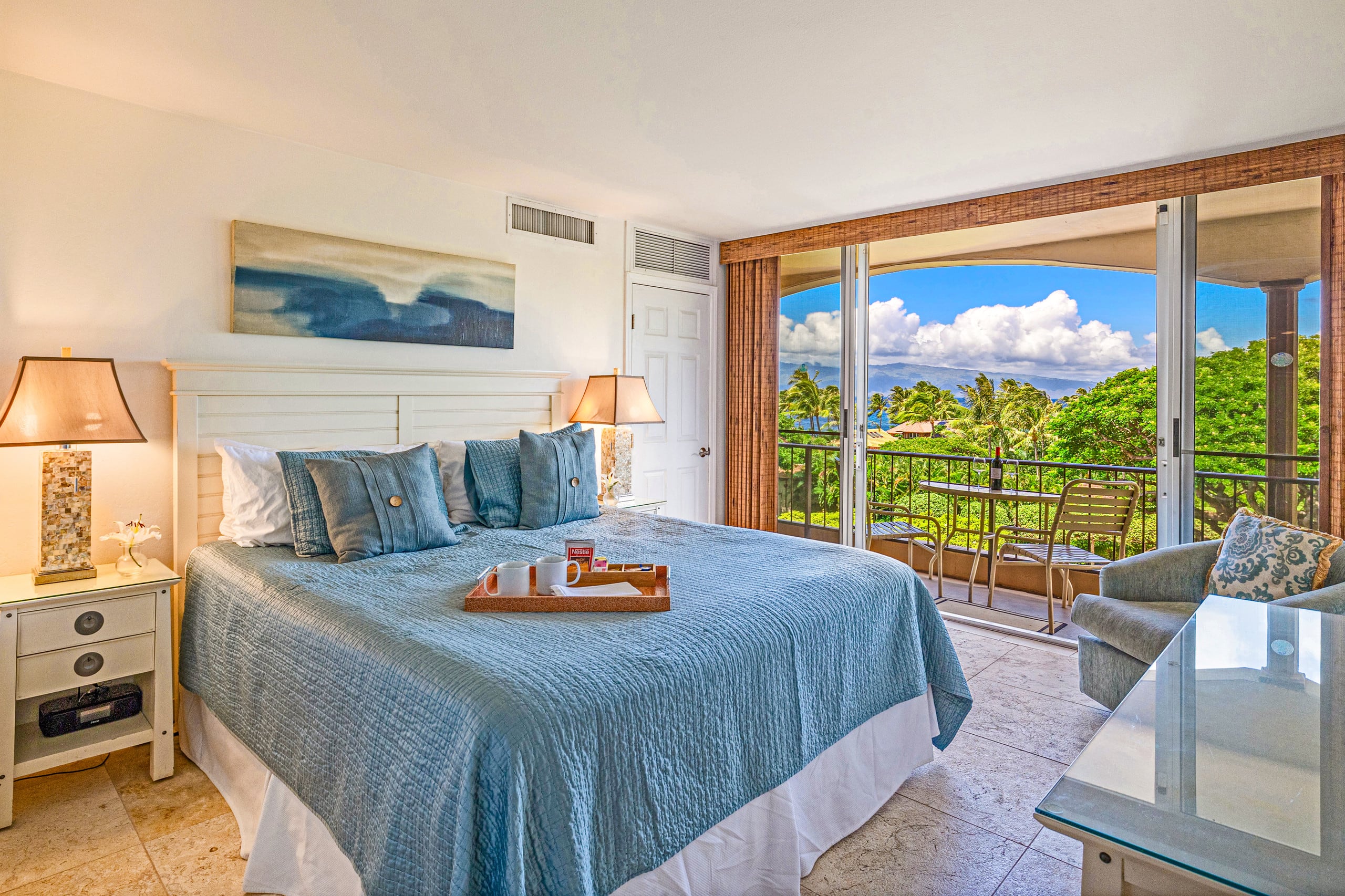 Condo in Lahaina · ★4.88 · 1 bedroom · 2 beds · 1 bath - Image 15