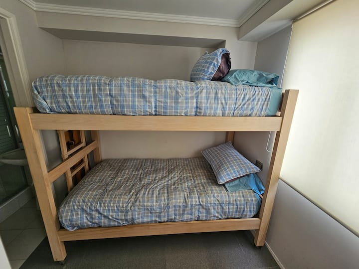 საძინებელი 4