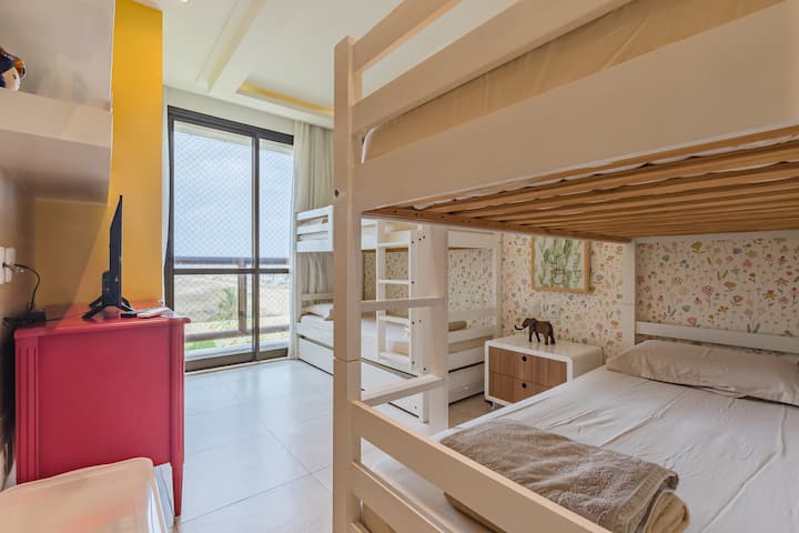 Dormitorio con literas
