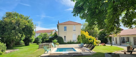 Gite "Appointment at 80" Piscine & SPA - ReversDeVignat